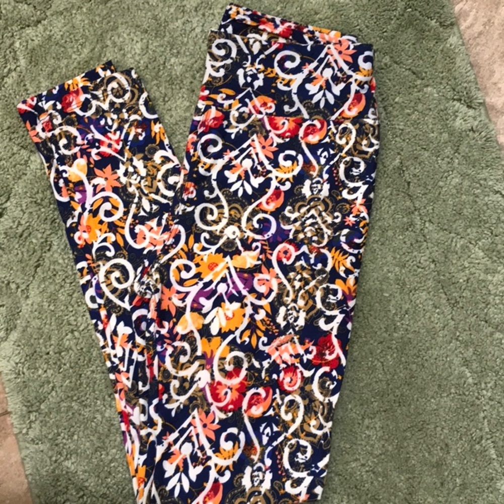 LuLaRoe OS leggings. NWOT